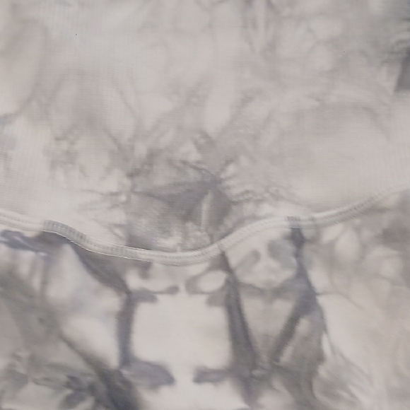 PINK Victoria's Secret Gray and White Marble Workout Set - Picture 5 of 7